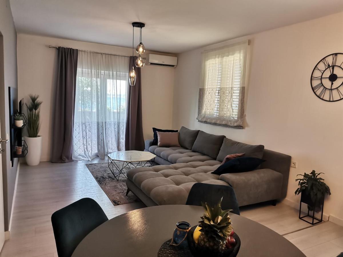 Apartmani Darko Rtina Exteriör bild