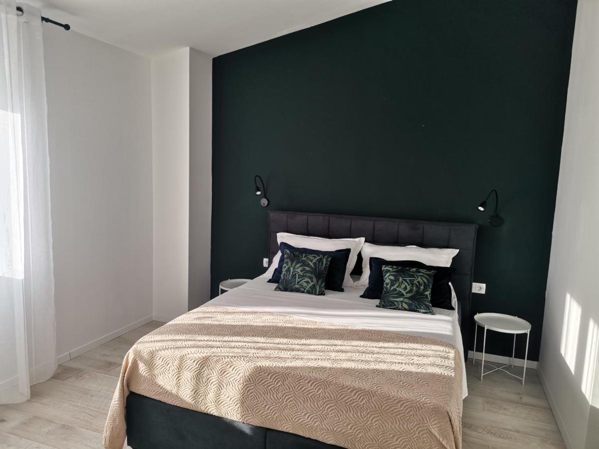 Apartmani Darko Rtina Exteriör bild