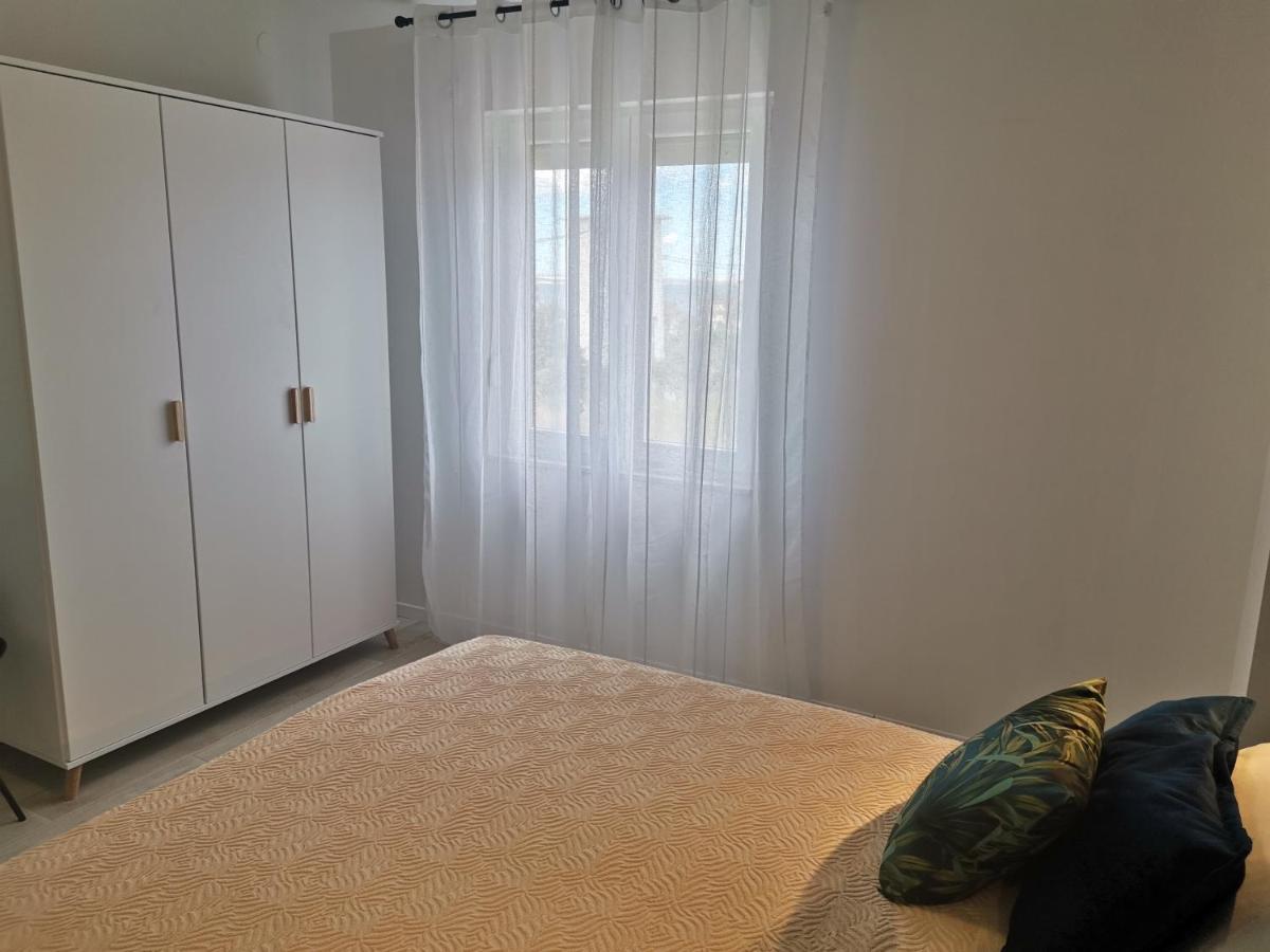 Apartmani Darko Rtina Exteriör bild